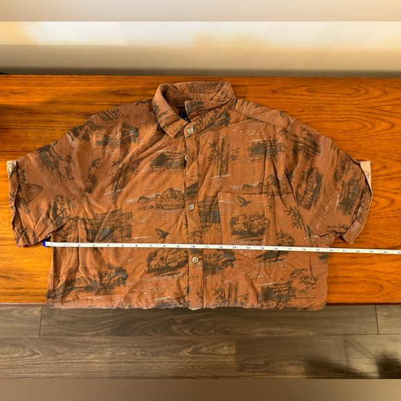 Cotton On short sleeve button up. - Picture 5 of 5